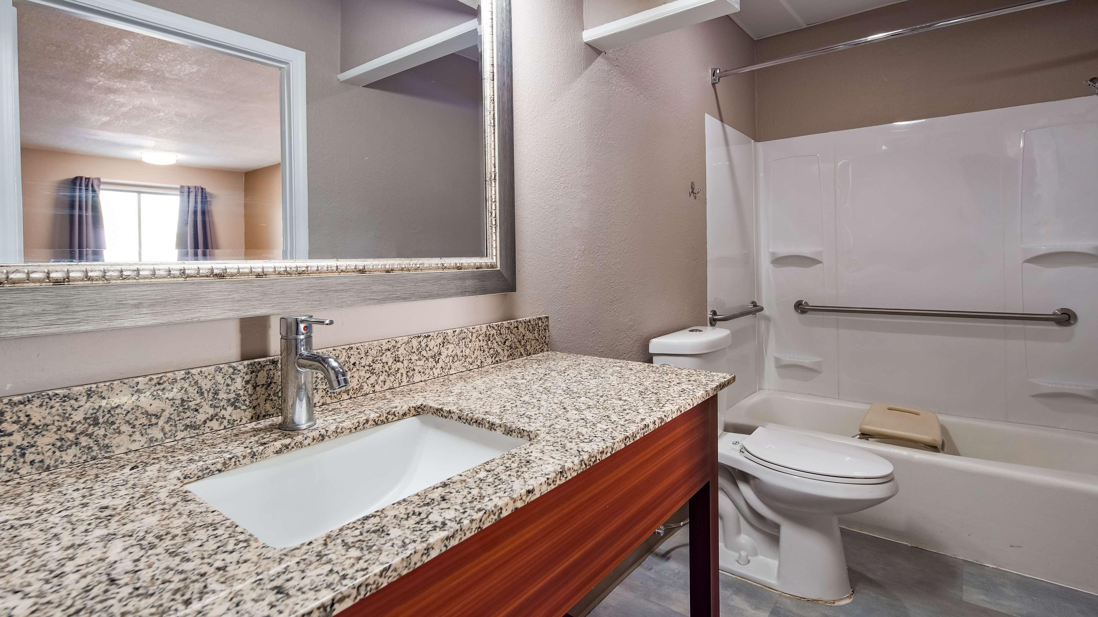 Surestay Hotel By Best Western Olathe Ngoại thất bức ảnh
